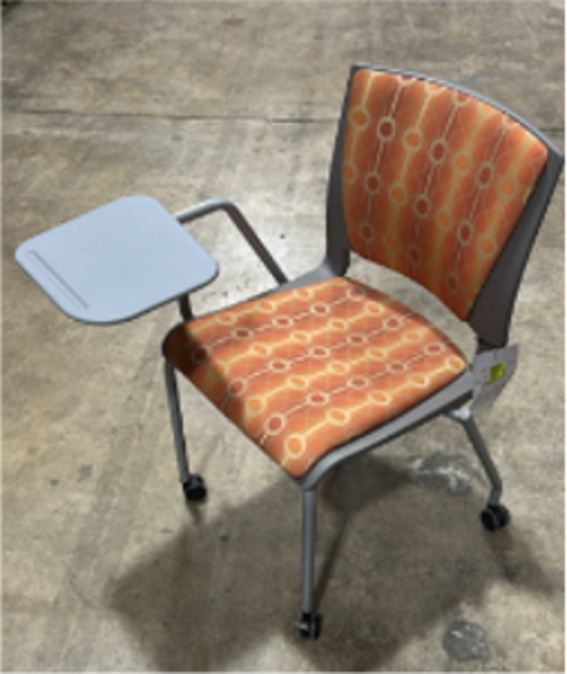 SOI Rio Chair with tablet, RH