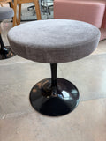 Eero Saarinen Stool, black - CONF 114