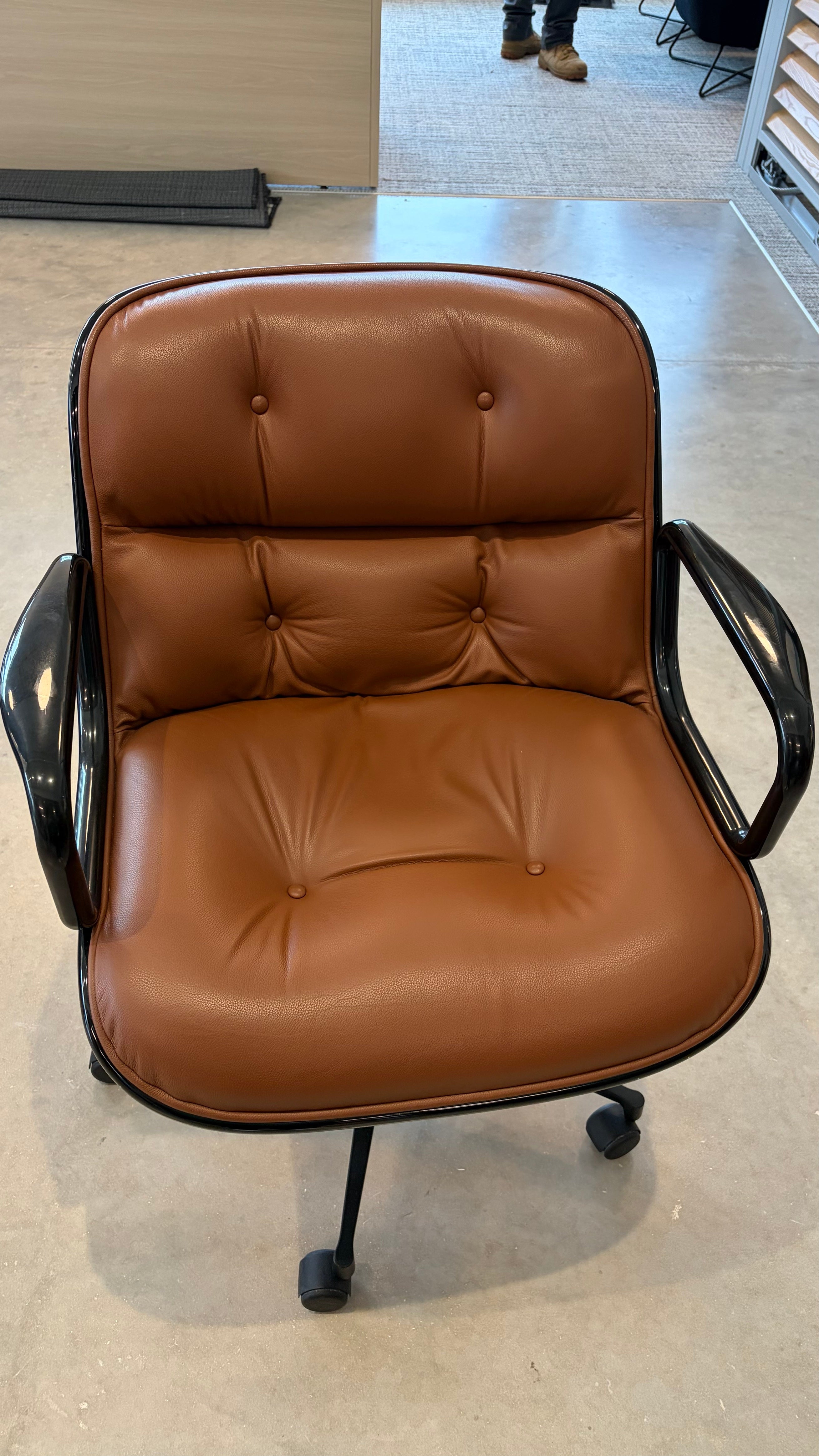 Knoll Charles Pollock Executive Chair with Arms