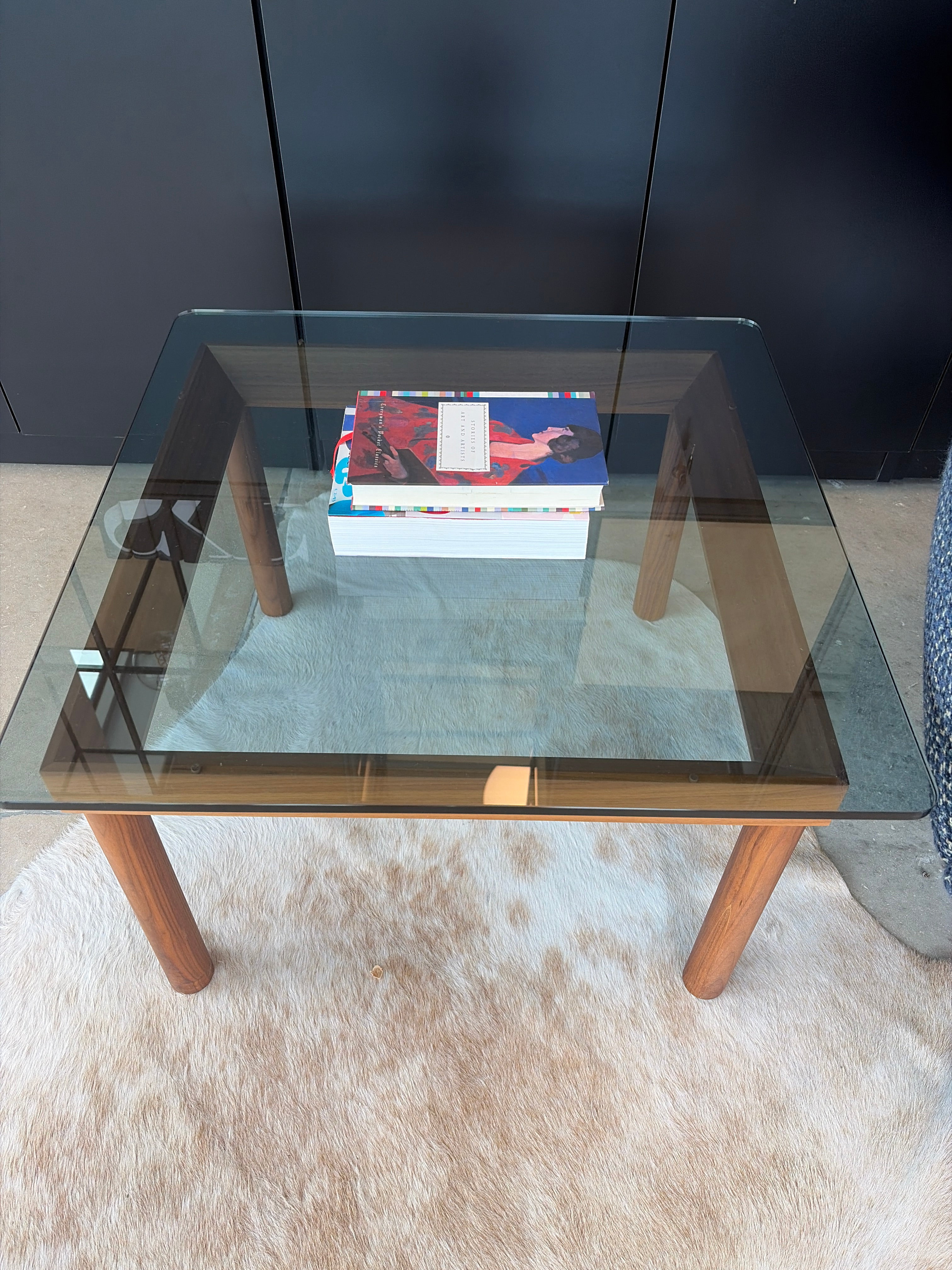 HAY Kofi table 80 x 80 cm, lacquered walnut - smoke-colored glass - RECEPT 101
