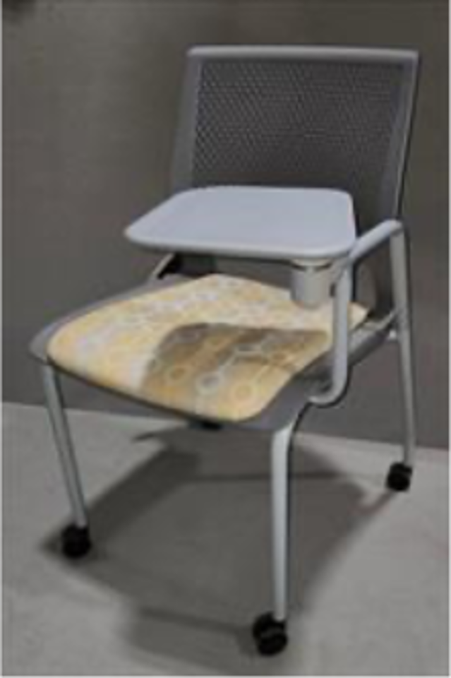 SOI Lumin Chair with tablet , casters