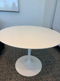 Medium Saarinen Table: White - FLEX OPT1