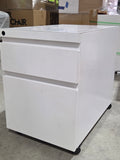 Knoll  Mobile Pedestal - White