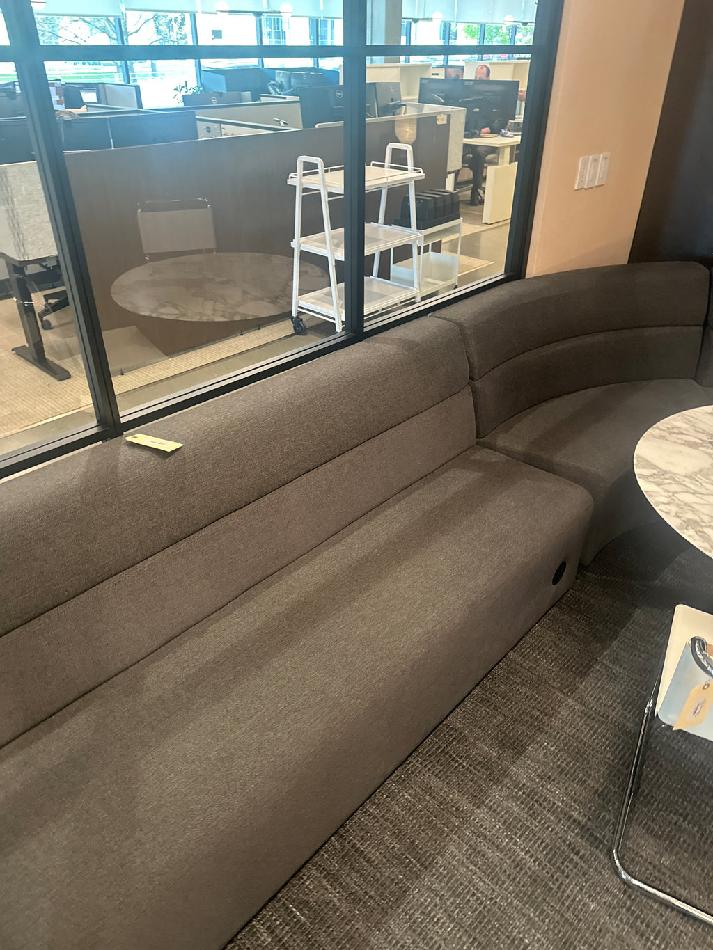 k. lounge Bench