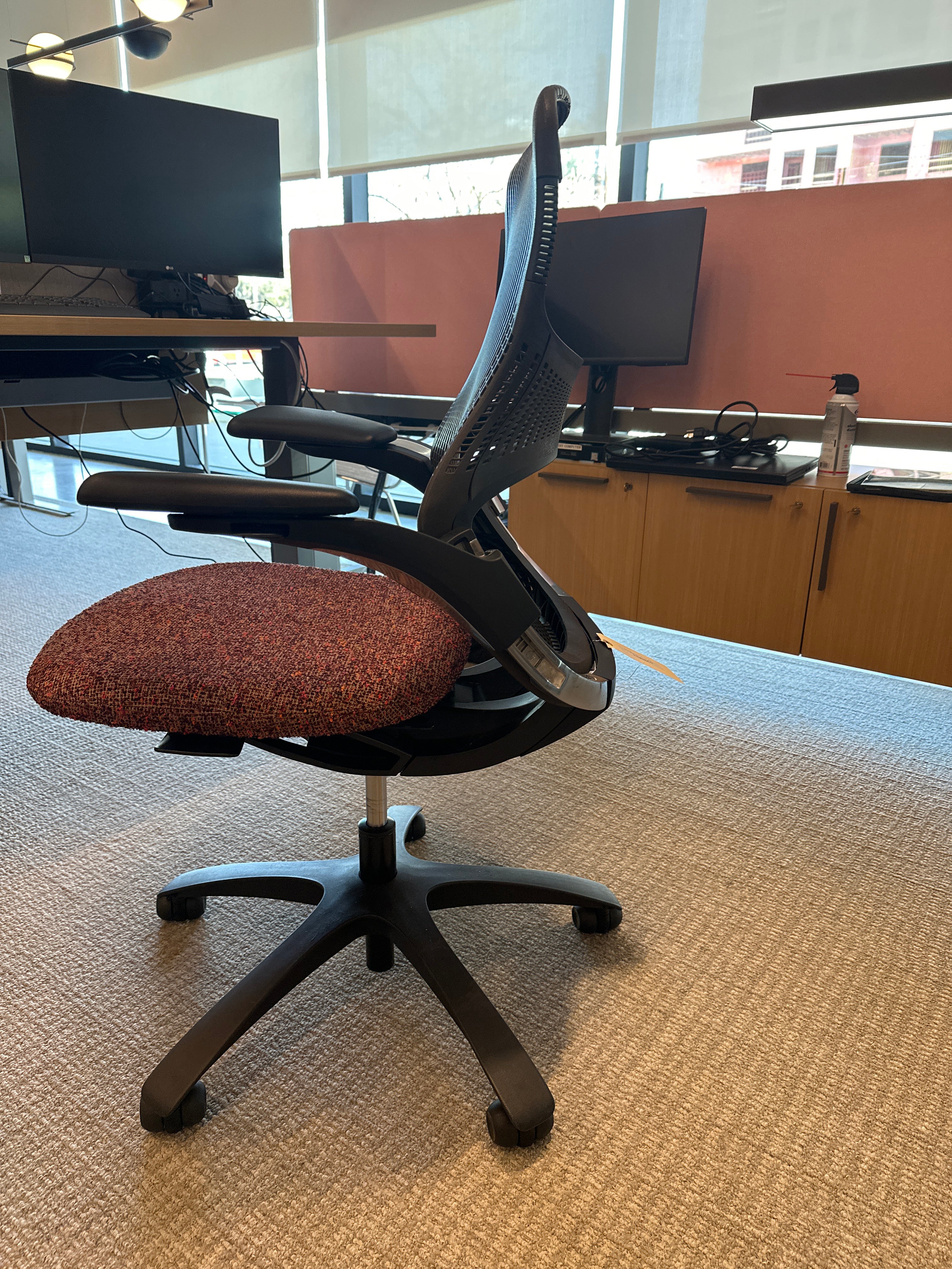 Generation by Knoll task chair, high performance arms, plast