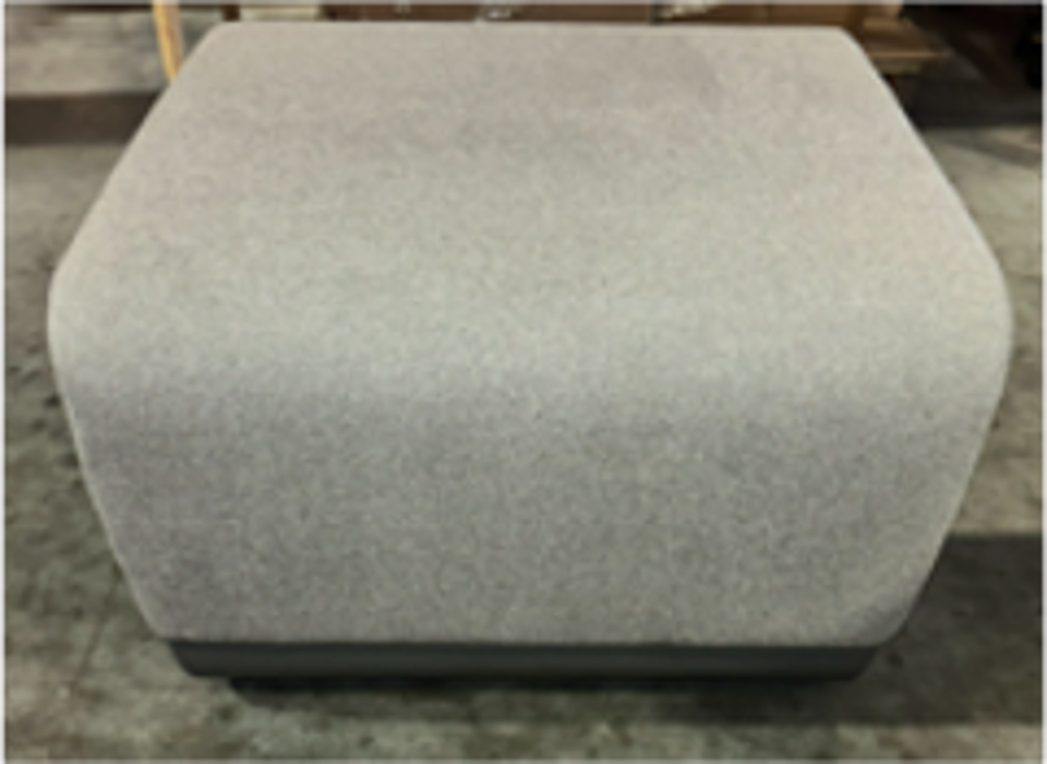 SOI Pasea Single Bench, light grey upholstered
