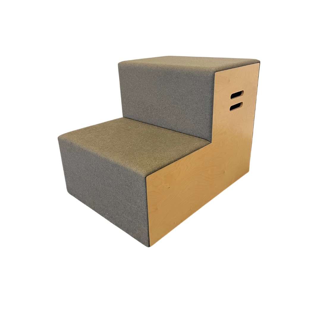 Knoll Rockwell Unscripted Steps - 30"W