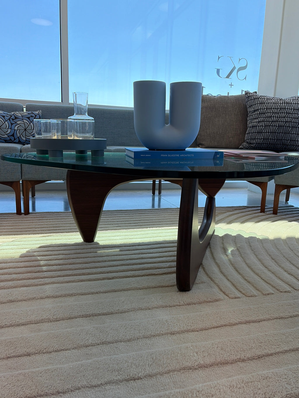Noguchi Table 15-3/4H 50W 36D - RECEPT 101