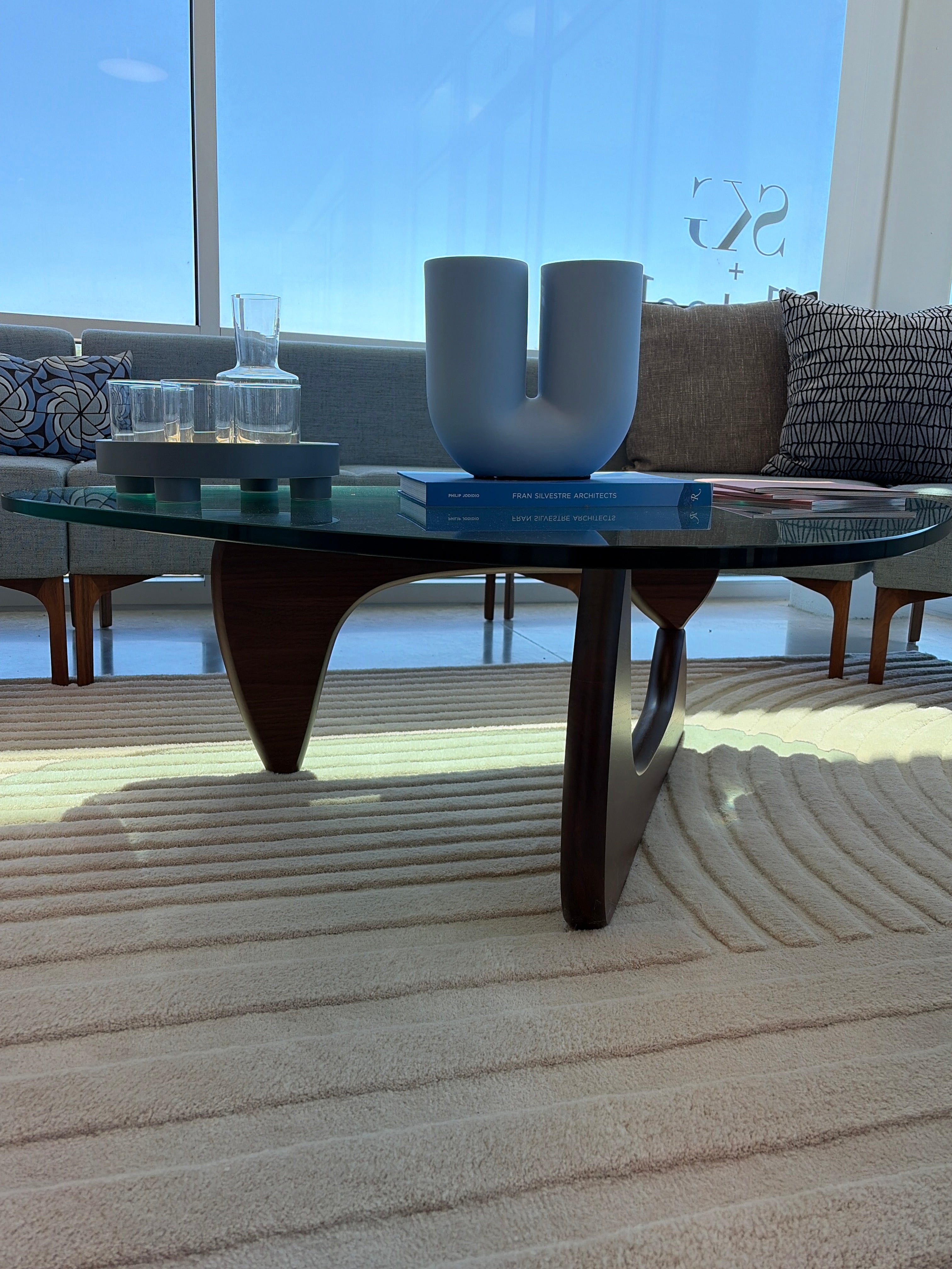 Noguchi Table 15-3/4H 50W 36D - RECEPT 101