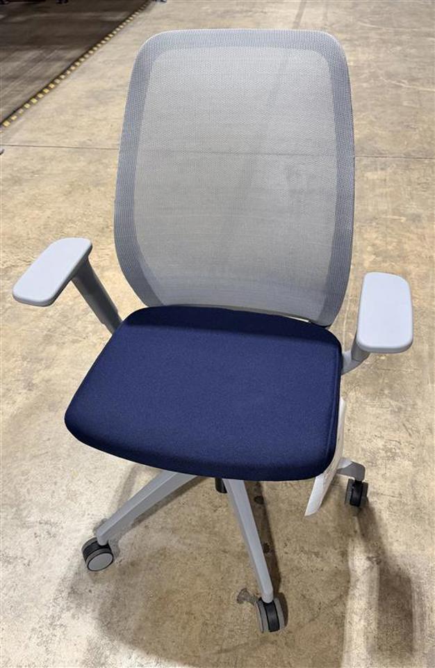 PLI WORK CHAIR HEIGHT ADJ ARMS NO FC - NAVY - WLST