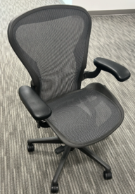 Herman Miller Aeron Chair +Work Chair,New Aeron, B Size,Std-Hgt Range Adj,Tlt Lim and Seat Angle,Fully Adj Arms,Non-Uphst Armpads - Wall ST FOH