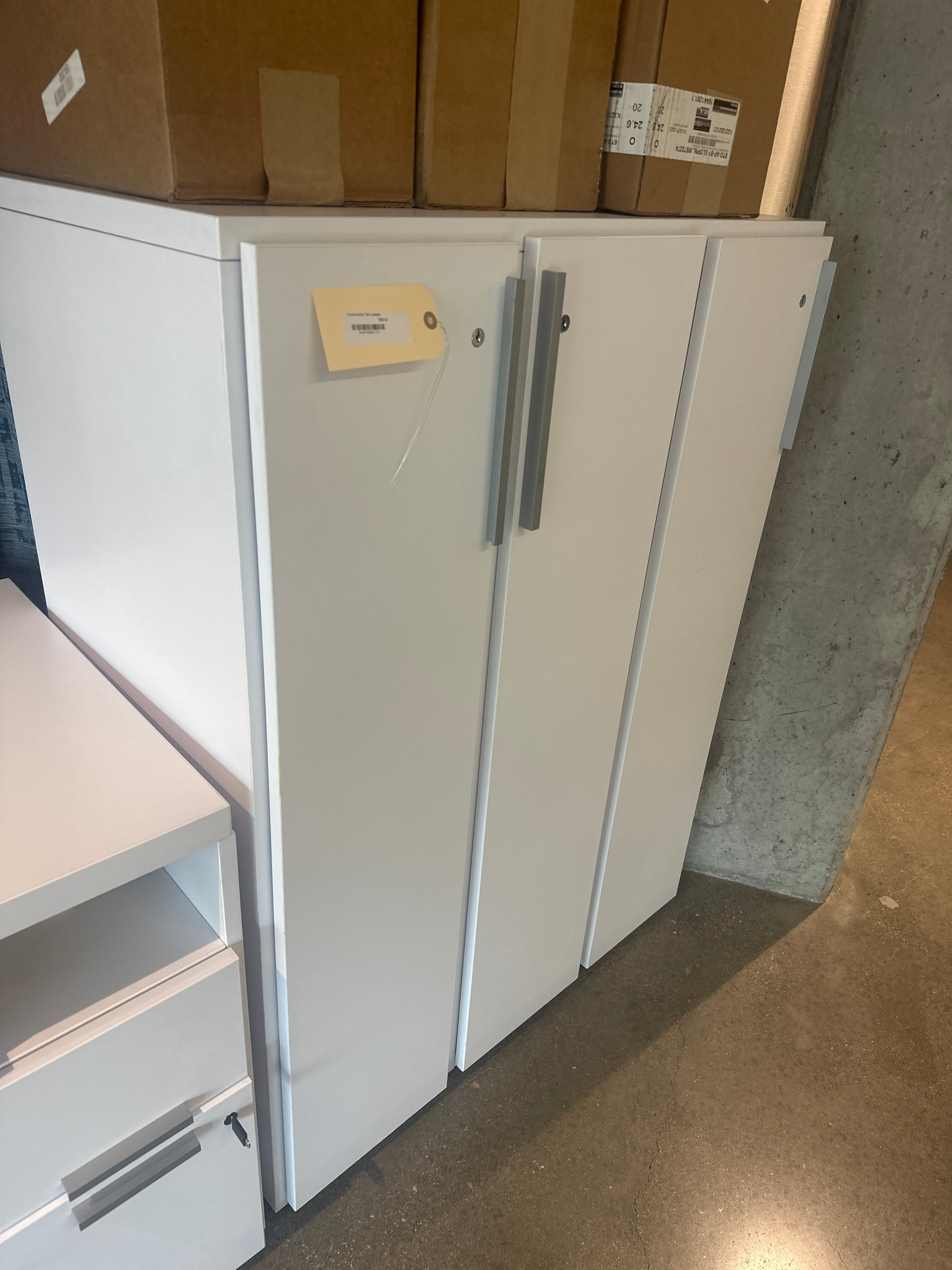 Knoll Anchor Tall Lockers