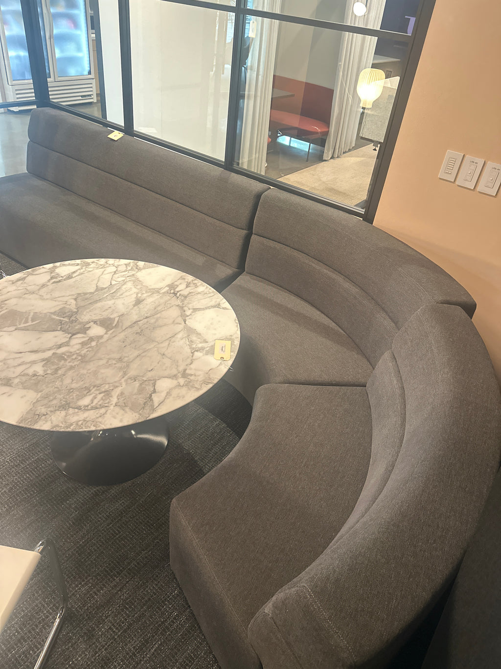 k. lounge Bench