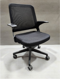 Knoll Ollo Chair, Fixed Arms, 5 Star Plastic Base w-casters/ BACK: ONYX mesh; SEAT: ONYX