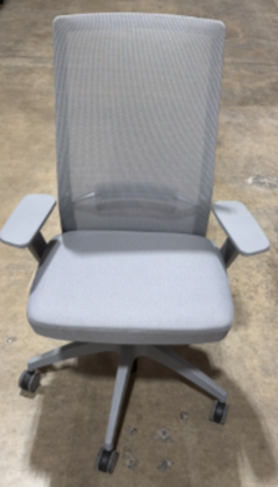 EVO TASK MESH HIGH BACK 4D ADJ ARMS NO FC - FROST - WLST